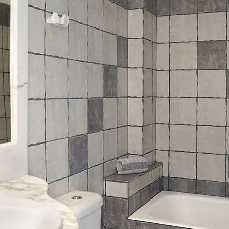 Blue Diamond Bay Hotel Períssa