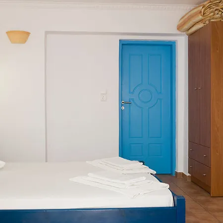 Blue Diamond Bay מלון פריסה