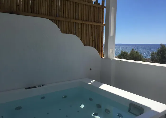 Blue Diamond Bay Отель