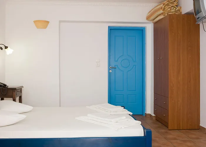 Blue Diamond Bay Отель Перисса