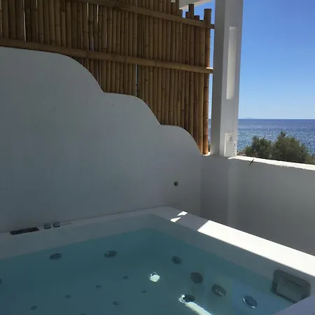 Blue Diamond Bay Отель