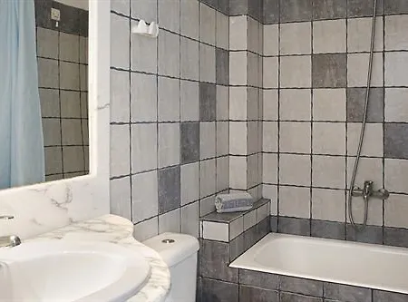 Blue Diamond Bay Отель Перисса